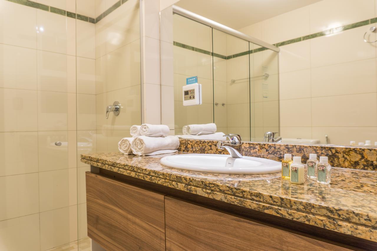 Apartamento de 1 Quarto com Terraço e Vista da Piscina